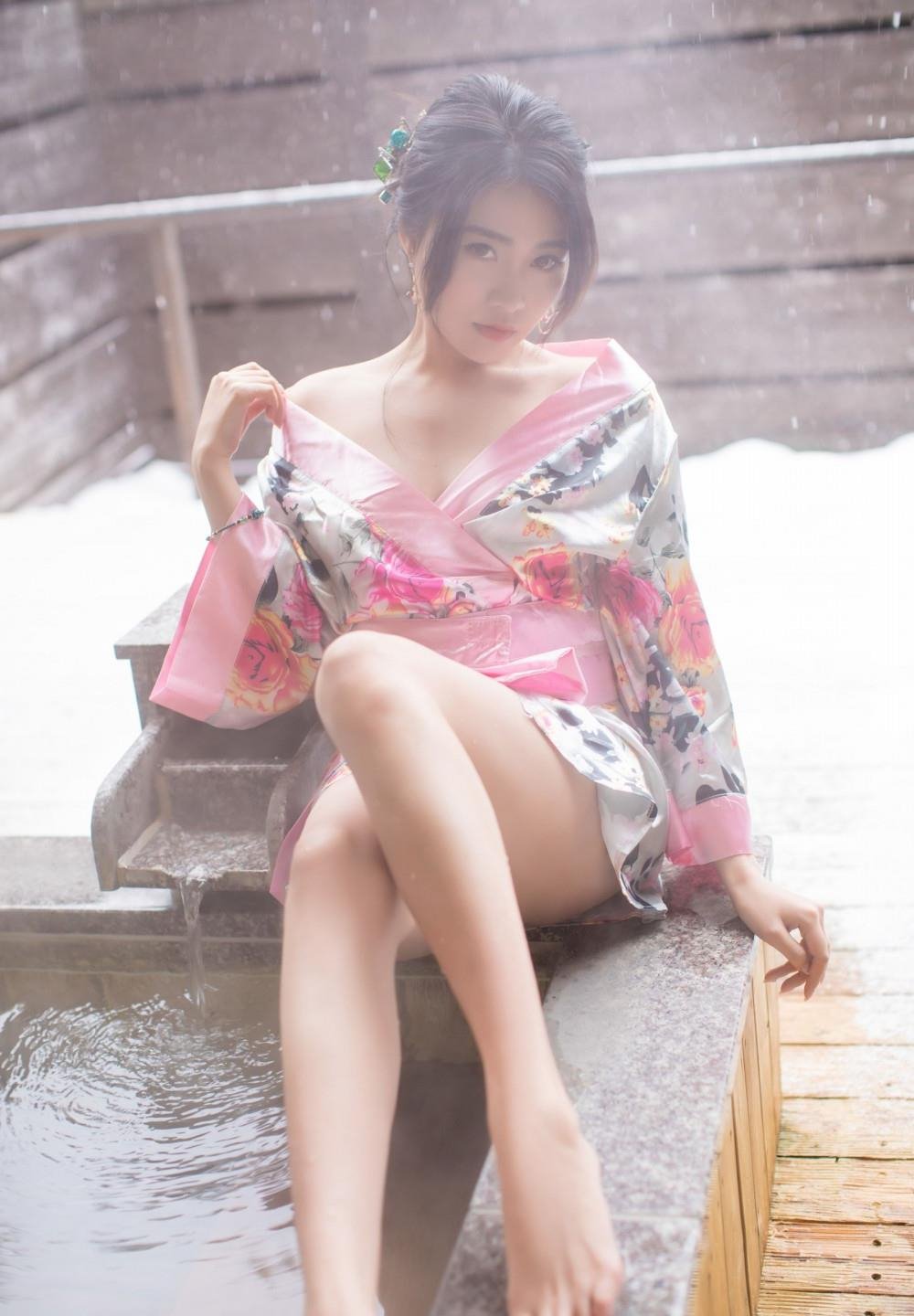 Ұ��������������ѹۿ���Ƶ