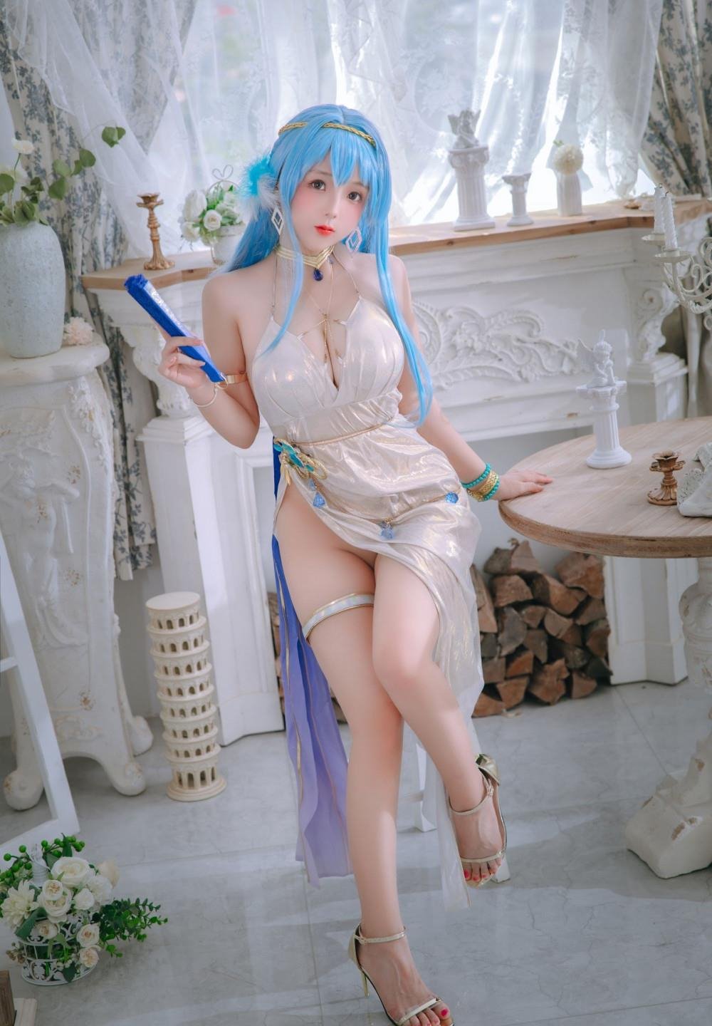 ������ýMV��ѹۿ�������ɫ