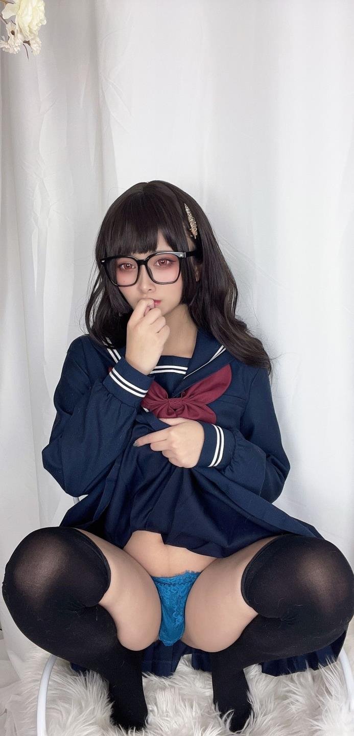 ���ߣ�����ɫõ�壩ͷ��