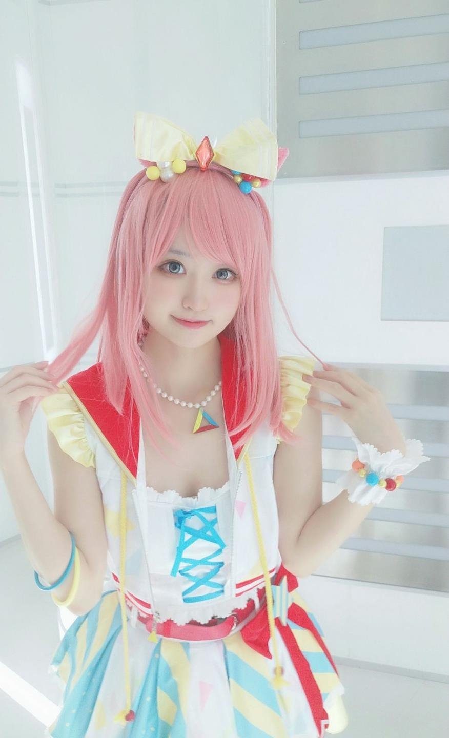 �������첥