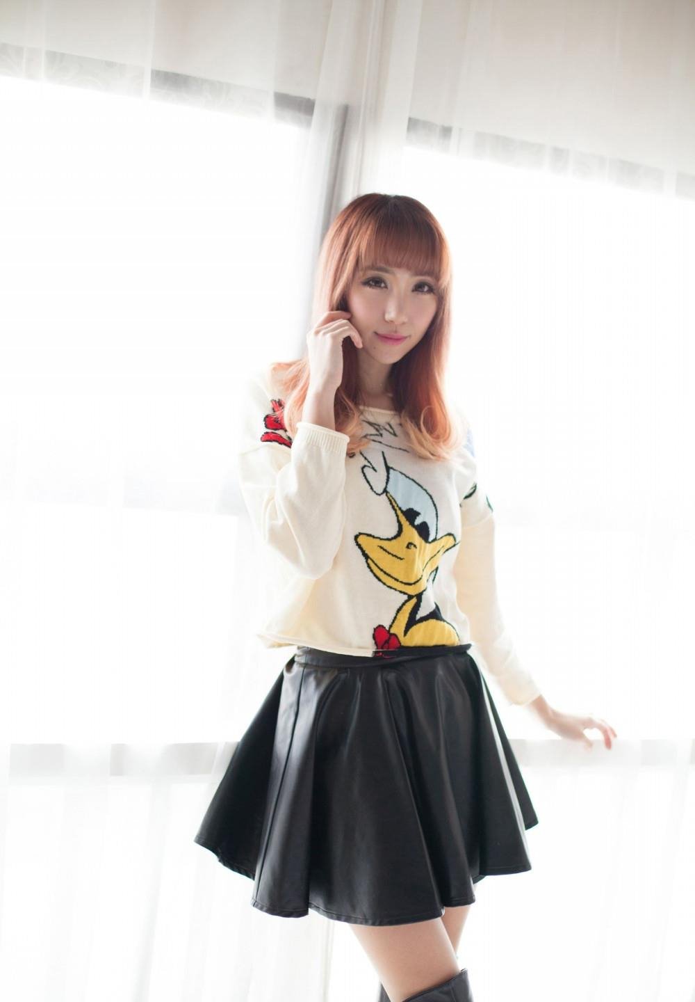 ���ߣ�������ɫ��ͷ��