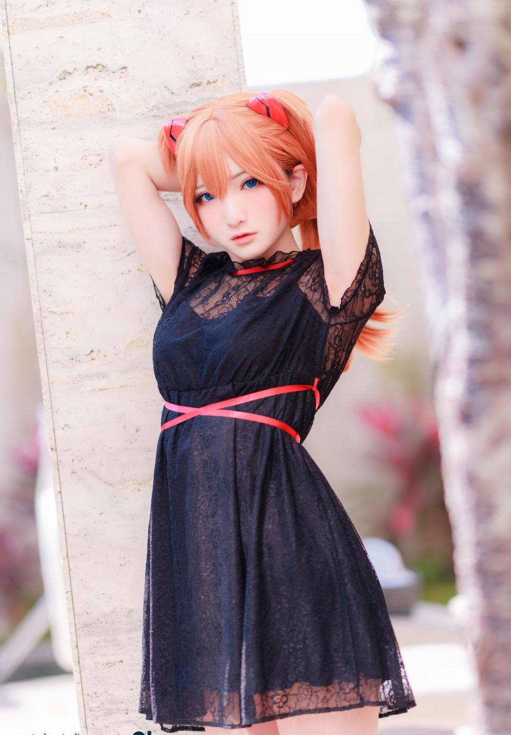 У������������