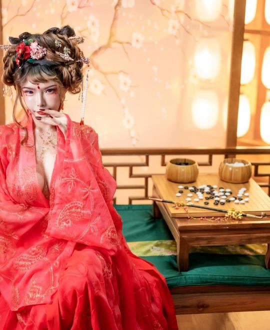 ���ߣ���ɫ���ʦ�ջ���ɫ��ͷ��